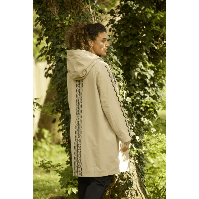 Coat EILA sand - Evolve Fashion