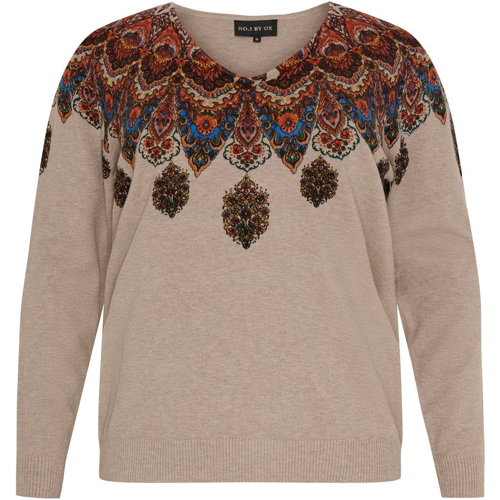 Knitted V neck sweater w print Camel brown melange - Evolve Fashion