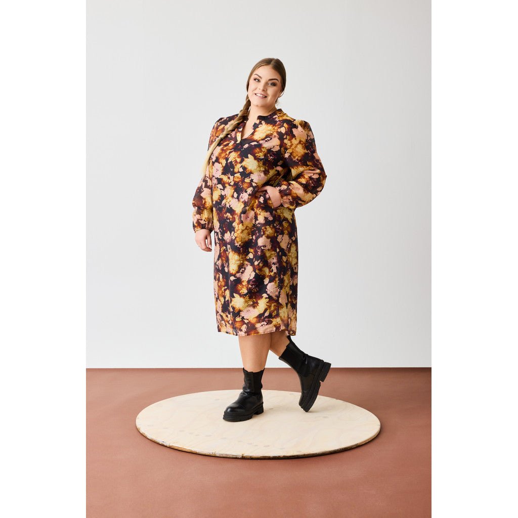 Long Tunic Dress LS black w flowers - Evolve Fashion