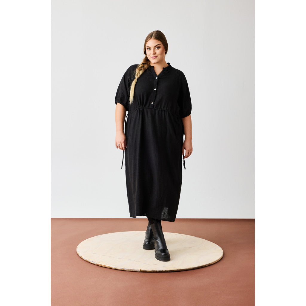 Raglan dress w tie string black - Evolve Fashion