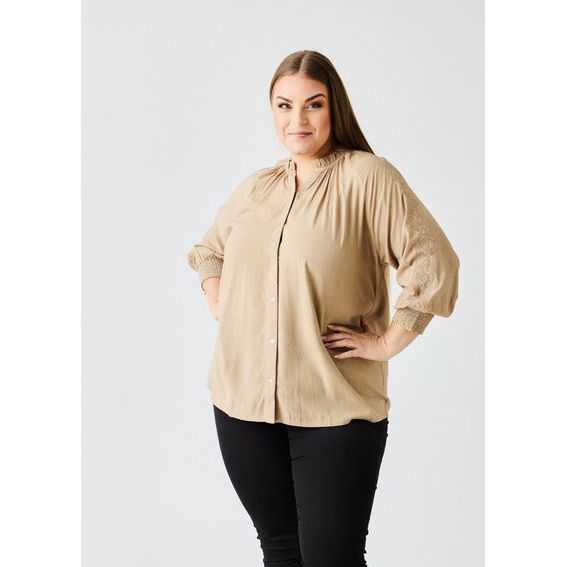 Raglan shirt embroidered sand - Evolve Fashion