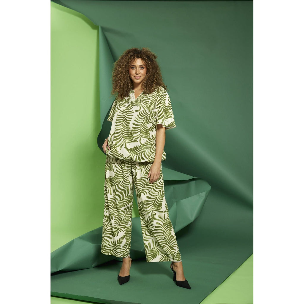 Trousers viscose MACY palm leaf - Evolve Fashion
