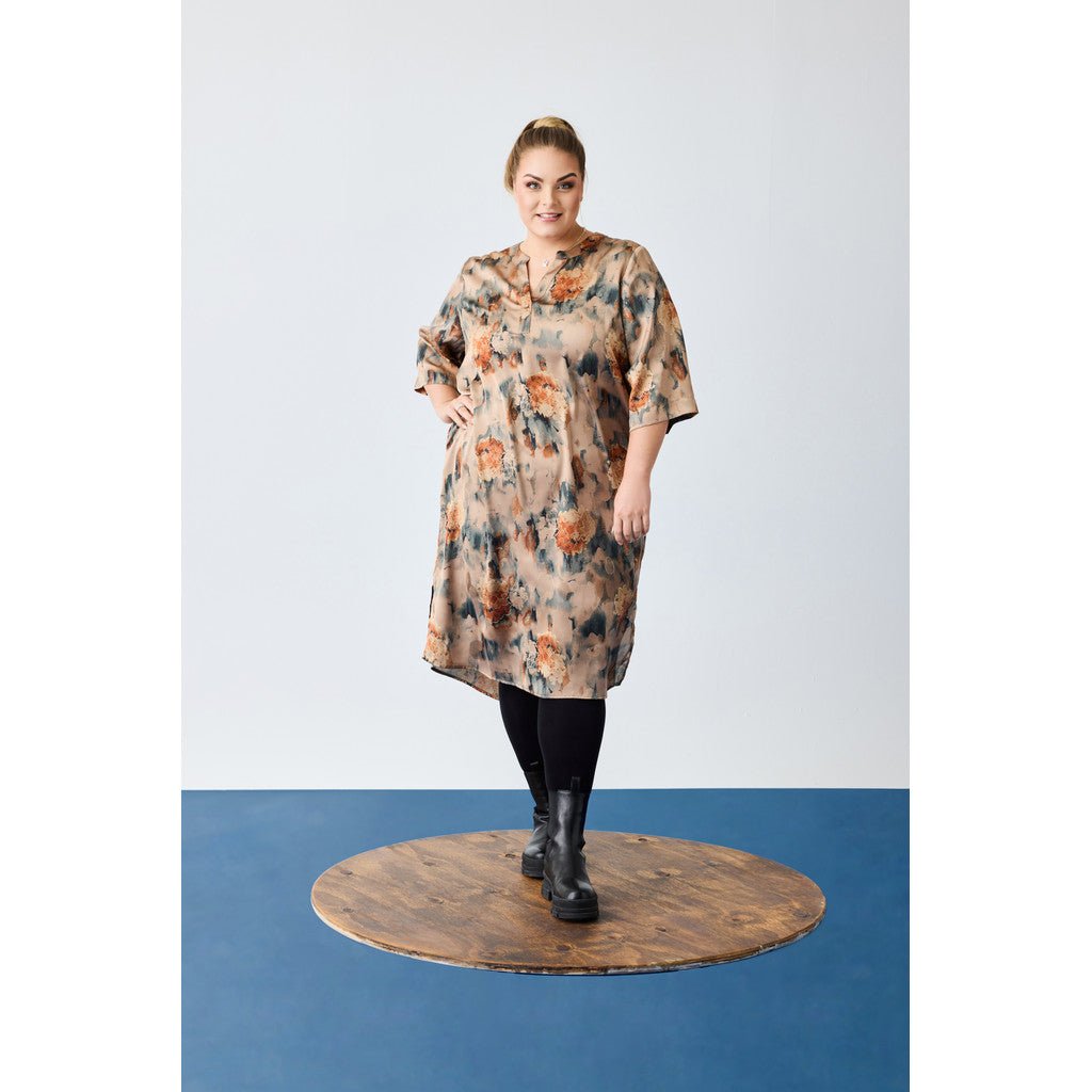 Tunic Dress w pockets Sand w Apricot flowers - Evolve Fashion