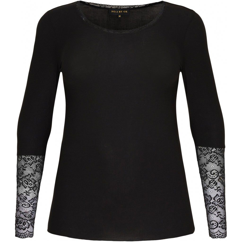 Jersey t-shirt w lace sleeves - Evolve Fashion